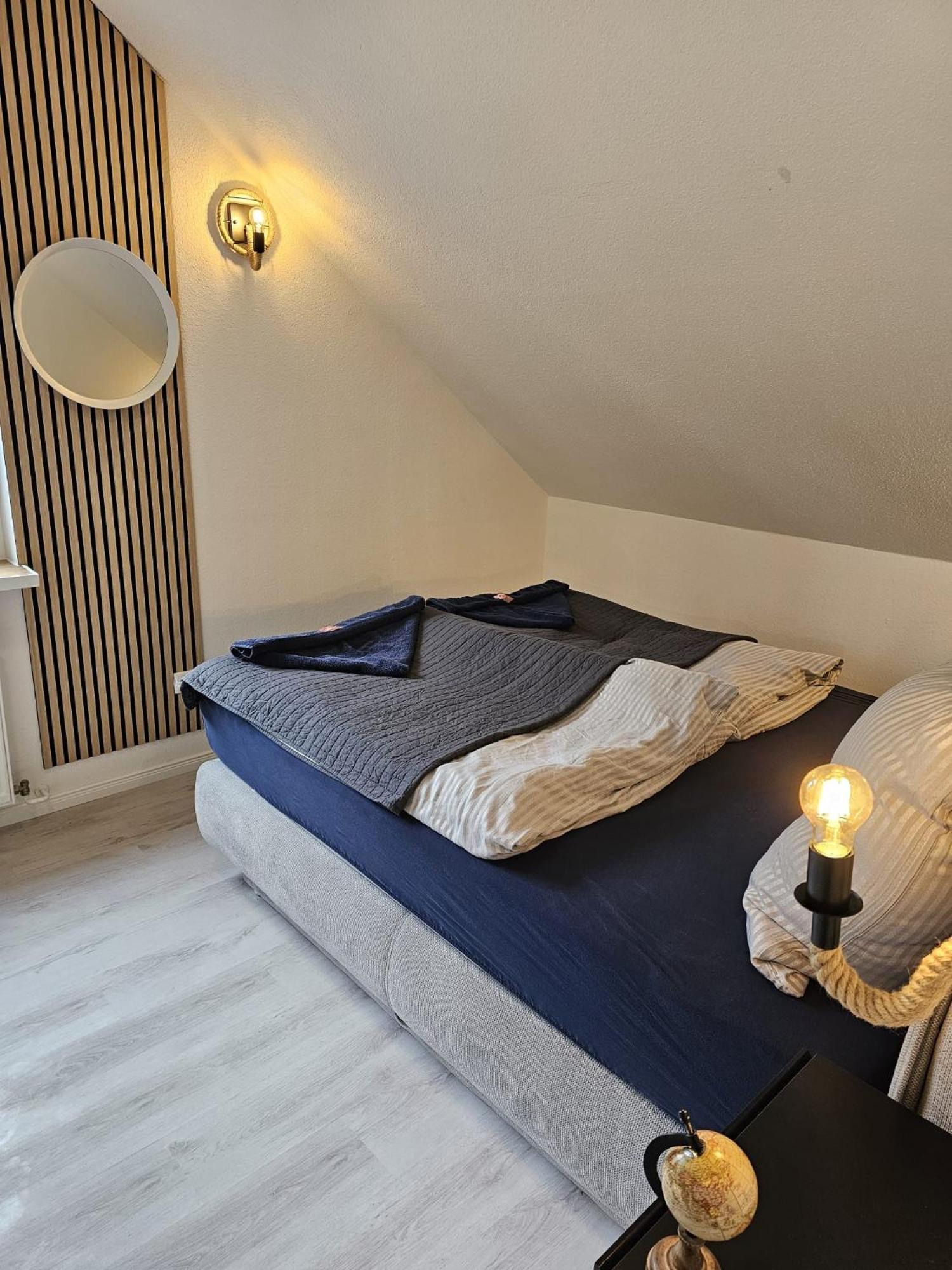 Tautraum Suite Mit Whirlpool Und Gruenem Ausblick 빌헬름스하펜 외부 사진