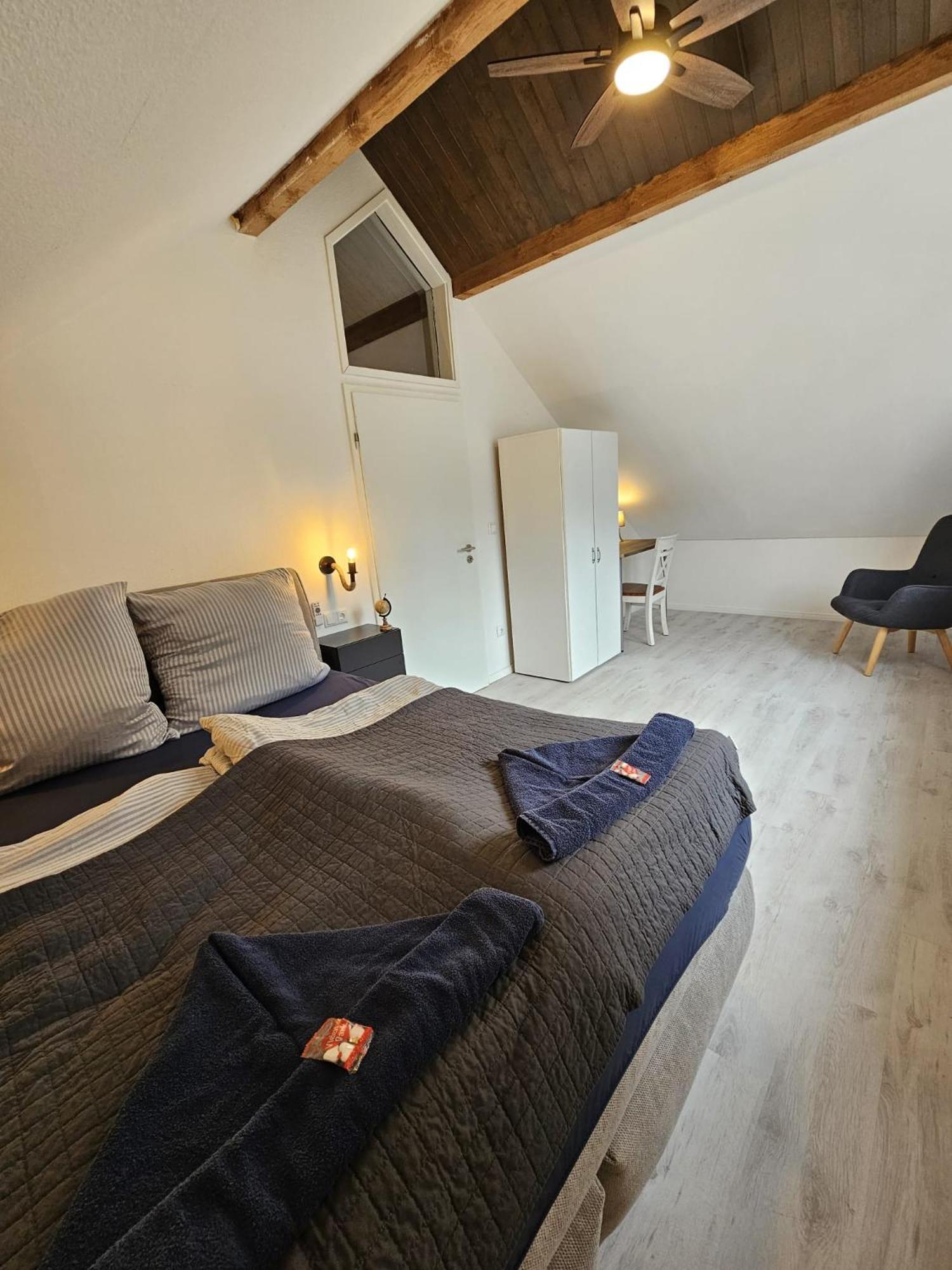 Tautraum Suite Mit Whirlpool Und Gruenem Ausblick 빌헬름스하펜 외부 사진